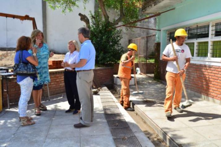 El Municipio trabaja en la reparación de 60 establecimientos escolares