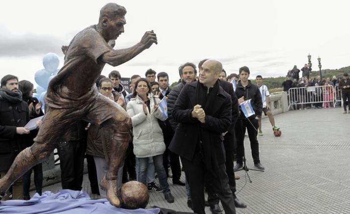 La ciudad de Buenos Aires tiene una estatua de Lionel Messi 