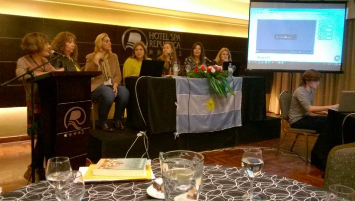 Mujeres Empresarias de UCIP participó del Encuentro “De niña a Mujer”