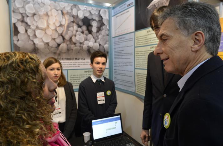 Macri visitó la Feria Internacional de Emprendedorismo Escolar