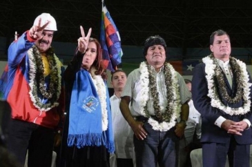 "Todos los argentinos vinimos a solidarizarnos con el pueblo boliviano"