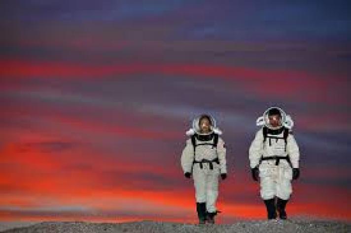 Voluntarios argentinos para el viaje sin retorno a Marte aceleran entrenamiento